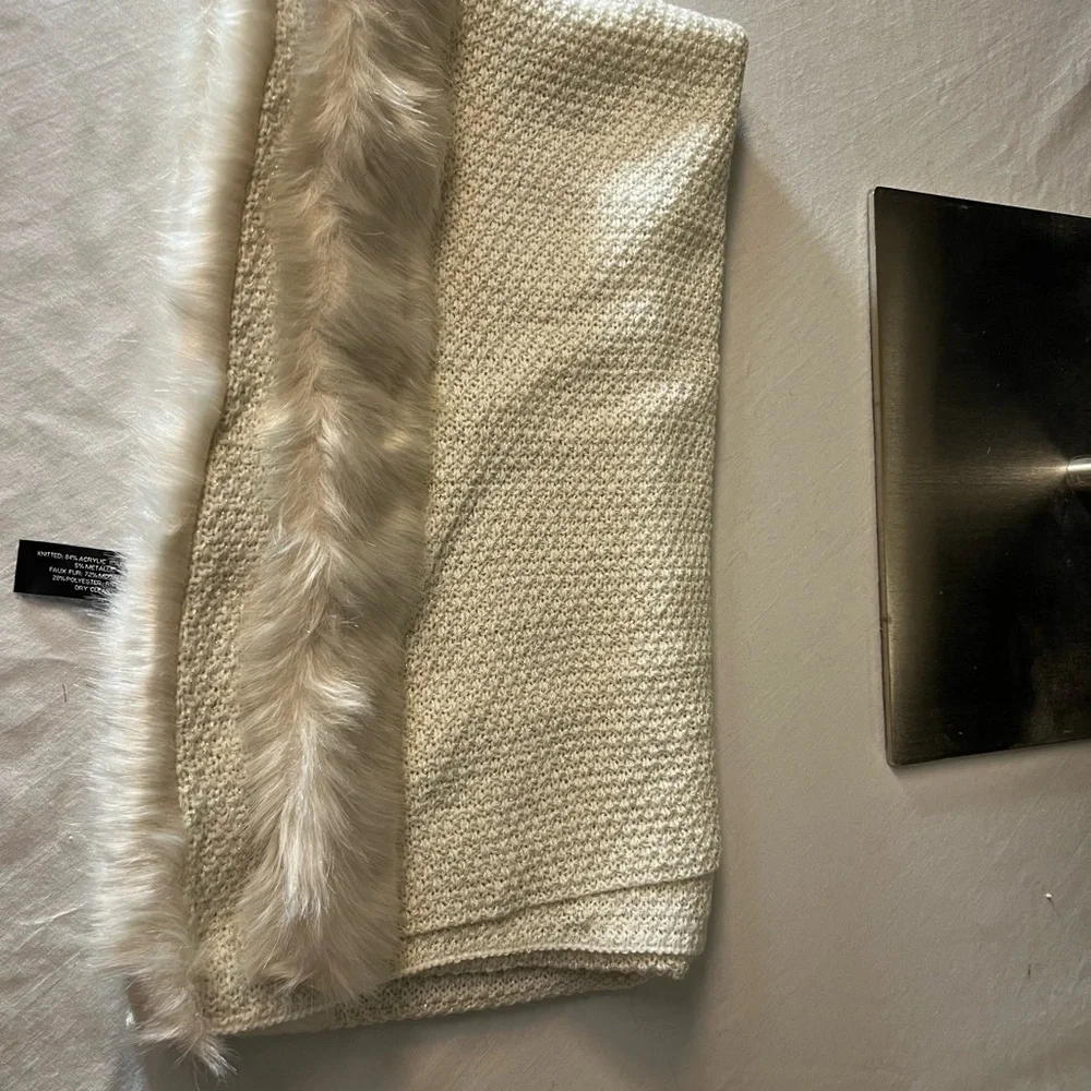 INC International Concepts Cream Knit Shawl - Picture 7 of 7
